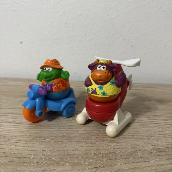 Playskool Weebles Wobble Hasbro Figures & Vehicles - Cow Turtle Trike Helicopter - Picture 1 of 16